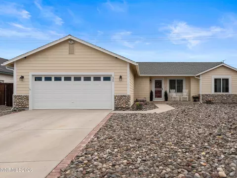 1945 Four Iron Ct, Fernley, NV 89408