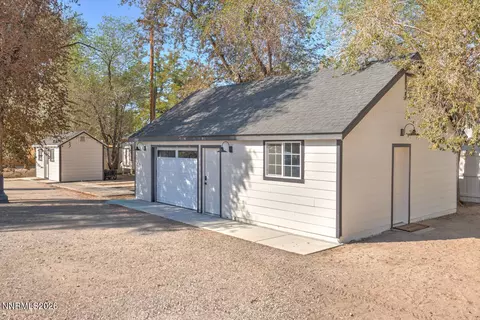 Exterior - 596 S Taylor St, Fallon, NV 89406 photo 2 of 4