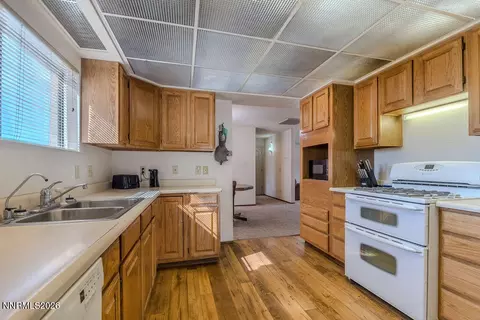 Kitchen - 1145 Mclean Rd, Fallon, NV 89406 photo 3 of 4
