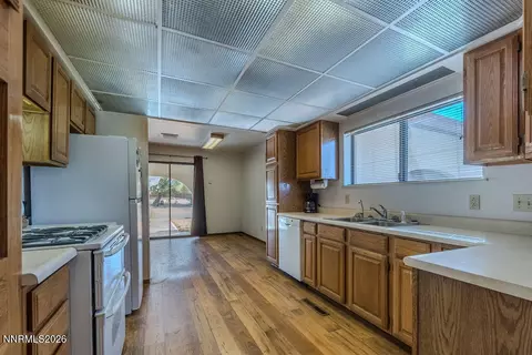 Kitchen - 1145 Mclean Rd, Fallon, NV 89406 photo 1 of 4
