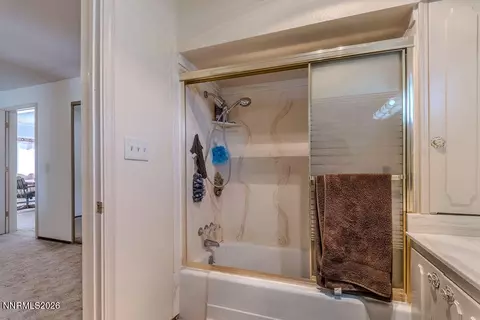 Bath - 1145 Mclean Rd, Fallon, NV 89406 photo 4 of 4