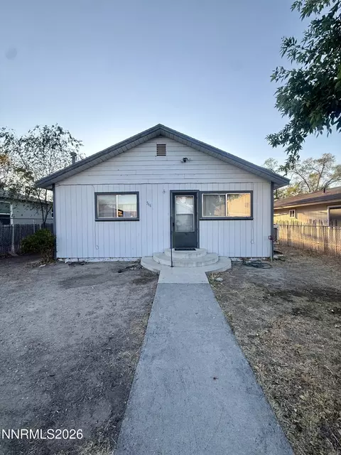 566 Douglas St, Fallon, NV 89406