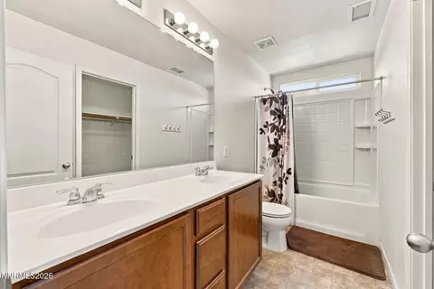 Bath - 11640 Verazae Dr, Reno, NV 89521 photo 1 of 2