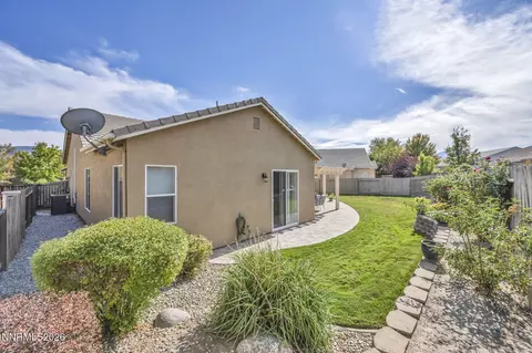 Exterior - 1275 S Fox Glen Ct, Reno, NV 89521 photo 7 of 17