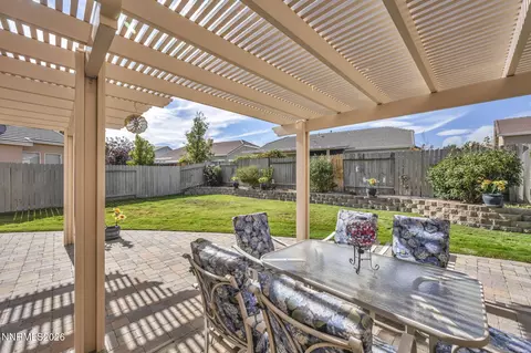 Exterior - 1275 S Fox Glen Ct, Reno, NV 89521 photo 14 of 17