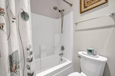Bath - 1275 S Fox Glen Ct, Reno, NV 89521 photo 2 of 8