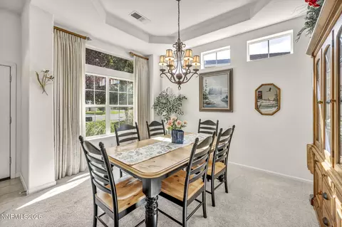 Dining - 1275 S Fox Glen Ct, Reno, NV 89521 photo 2 of 9