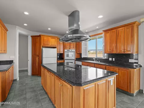Kitchen - 1985 E Valley Rd, Minden, NV 89423 photo 3 of 9