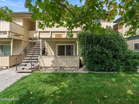 3925 Clear Acre Ln #187, Reno, NV 89512