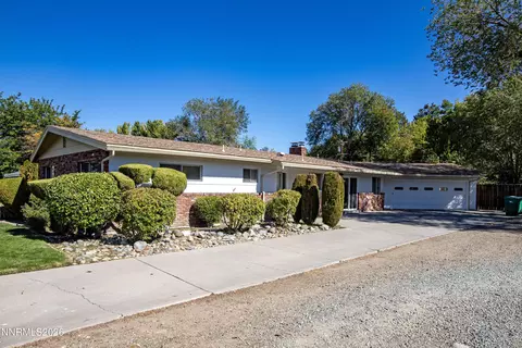 580 Shamrock Ln, Reno, NV 89509