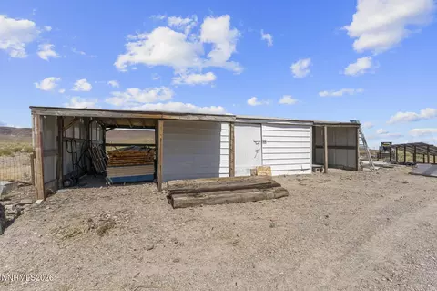 Exterior - 2565 Ruby Ave, Silver Springs, NV 89429 photo 10 of 17