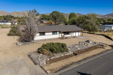 2140 Wildflower Dr, Washoe Valley, NV 89704