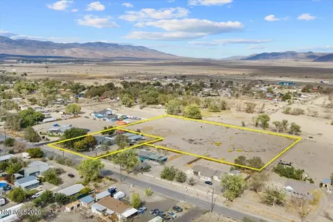 820 Fremont St, Fernley, NV 89408
