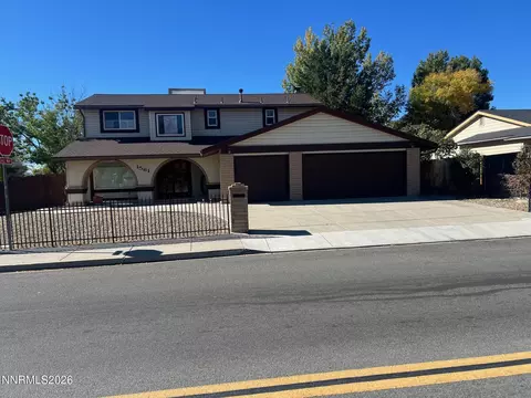 1561 Del Rosa Way, Sparks, NV 89434
