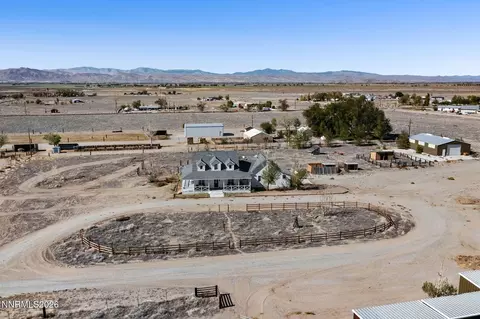 606 Pete Hendrichs Rd, Yerington, NV 89447