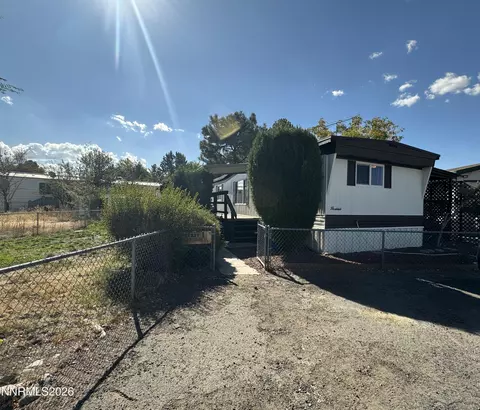 1237 Kingslane Ct, Gardnerville, NV 89410