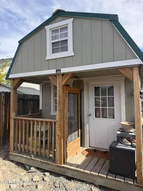 101 Shadow Mountain Dr, Fernley, NV 89408 photo 8