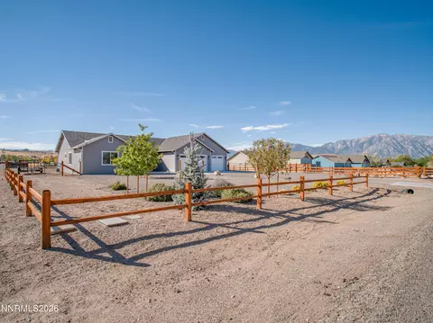 1941 Arabian Ln, Gardnerville, NV 89410