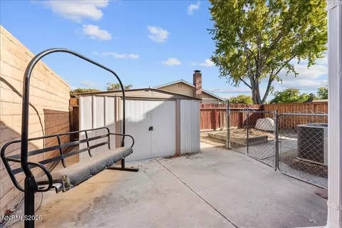 Exterior - 320 E Gault Way, Sparks, NV 89431 photo 8 of 17