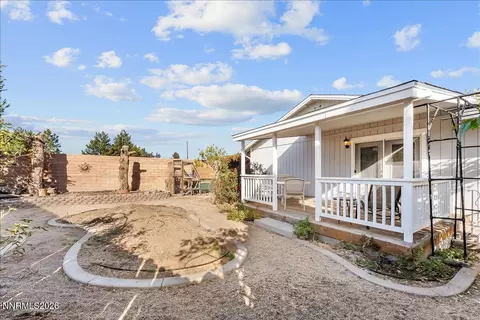Exterior - 320 E Gault Way, Sparks, NV 89431 photo 13 of 17