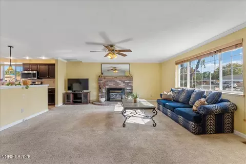 Living - 320 E Gault Way, Sparks, NV 89431 photo 2 of 3
