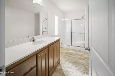 Bath - 5402 Desert Hills Loop, Fallon, NV 89406 photo 1 of 2