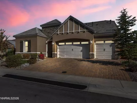 9400 Flying Horse Rd, Reno, NV 89521