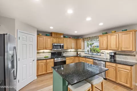 Kitchen - 653 Buzzys Ranch Rd, Carson City, NV 89701 photo 2 of 5
