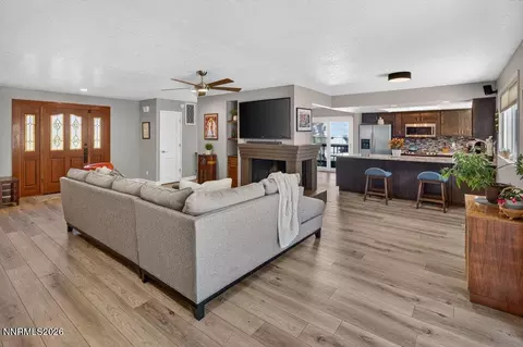 Living - 3860 Tannenbaum Way, Reno, NV 89509 photo 5 of 5