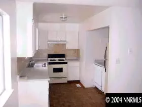 871 Sunset, Fallon, NV 89406 photo 2