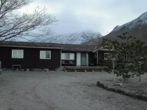 757 Frontage Rd, Hawthorne, NV 89415 photo 1