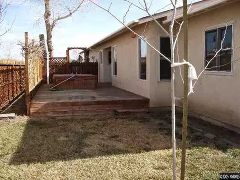 240 Whitaker Ln, Fallon, NV 89406 photo 2