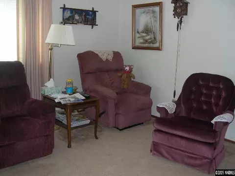 1040 Warwick Ave, Fallon, NV 89406 photo 5