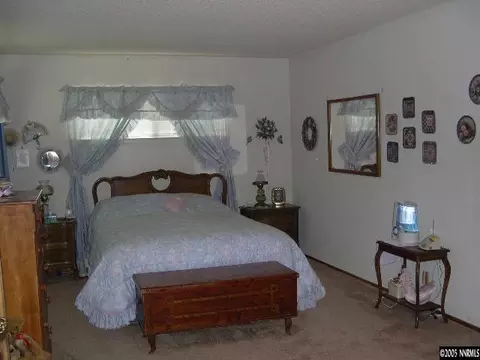 1040 Warwick Ave, Fallon, NV 89406 photo 7