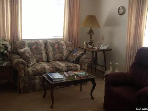 1040 Warwick Ave, Fallon, NV 89406 photo 6