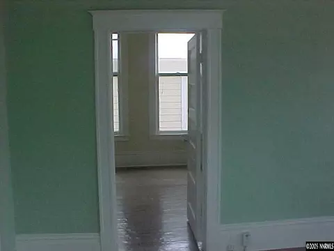 523 E 6th St, Reno, NV 89512 photo 2