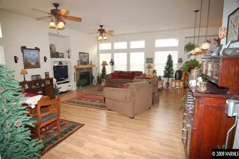 1672 Sewell, Reno, NV 89521 photo 2