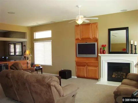 1656 Sewell, Reno, NV 89521 photo 2