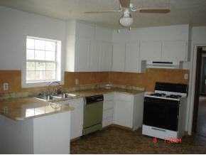 409 Walker, Fabens, TX 79838 photo 4