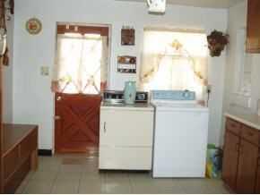 308 Tenth, Anthony, TX 79821 photo 4