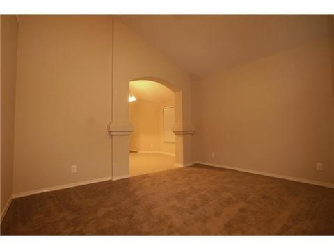 800 Eduardo, Anthony, TX 79821 photo 2