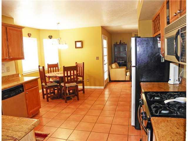 1208 Coyote, El Paso, TX 79912 photo 11