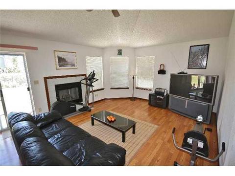7036 Echo Clfs, El Paso, TX 79912 photo 2