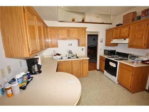 7036 Echo Clfs, El Paso, TX 79912 photo 4