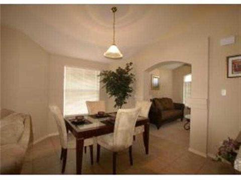1402 Cravens, Anthony, TX 79821 photo 3