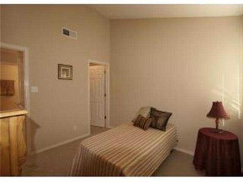 1402 Cravens, Anthony, TX 79821 photo 6