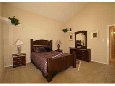 1402 Cravens, Anthony, TX 79821 photo 8