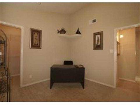 1402 Cravens, Anthony, TX 79821 photo 7