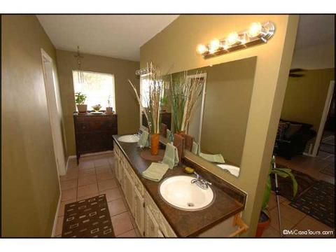 14275 N Loop Rd, Clint, TX 79836 photo 8