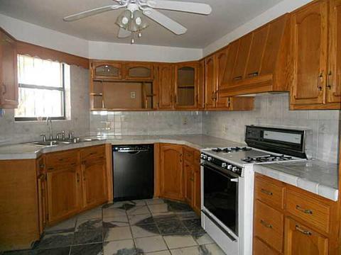 1060 Celum Rd, Clint, TX 79836 photo 5